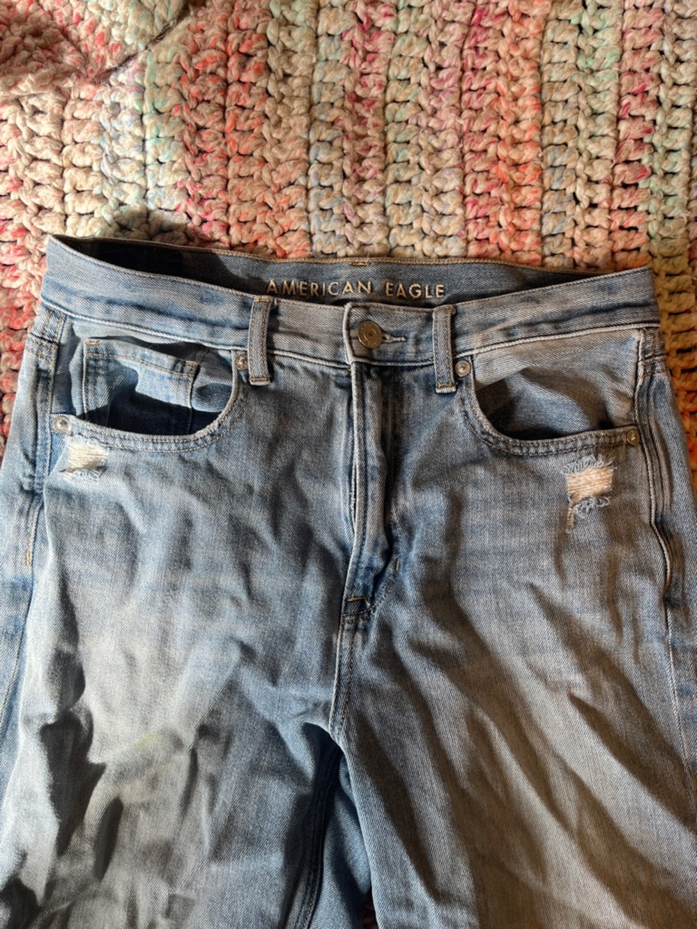 American Eagle Outfitters Light Blue Distressed Jeans